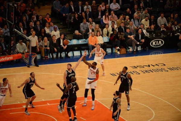 Live beim NBA Basketballspiel New York Knicks gegen Brooklyn Nets